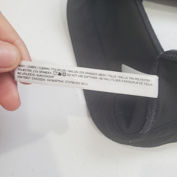 Victoria's Secret Sports Bra - Picture 6 of 6